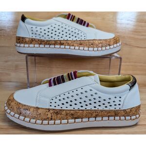 Parrot Women’s Sz 7.5 Casual Cork Flats Hollow Cut Slip-On Shoes